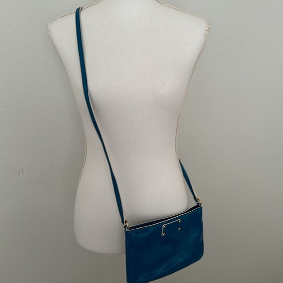 Kate Spade crossbody bag - Picture 1 of 3